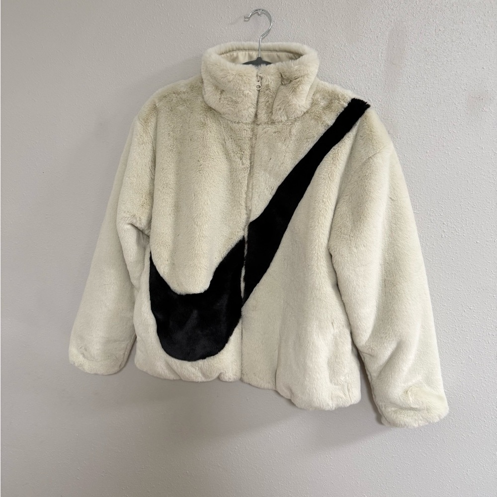 Nike Essentials Faux Fur Cream & Black Swoosh Full Zip Jacket XS NWT